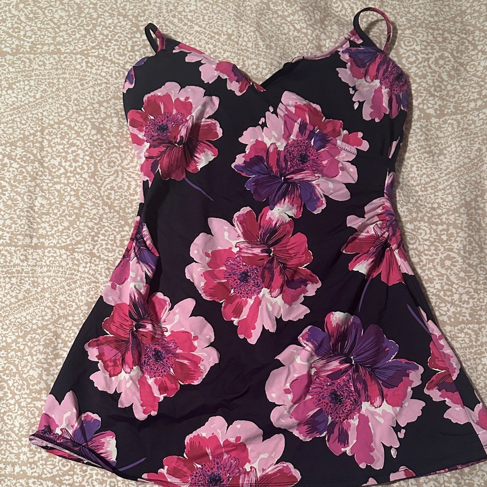 Garnet Hill Floral One Piece Swimsuit bathing suit Pink Blue and Purple small
